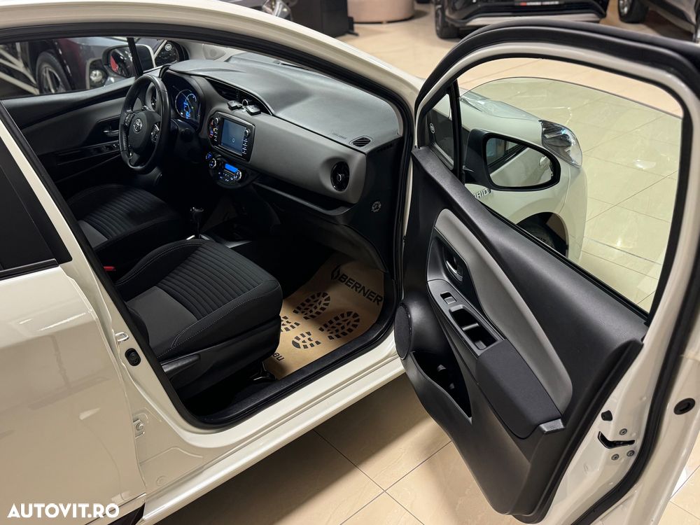 Toyota Yaris 1.5 VVT-i HSD Sol - 7