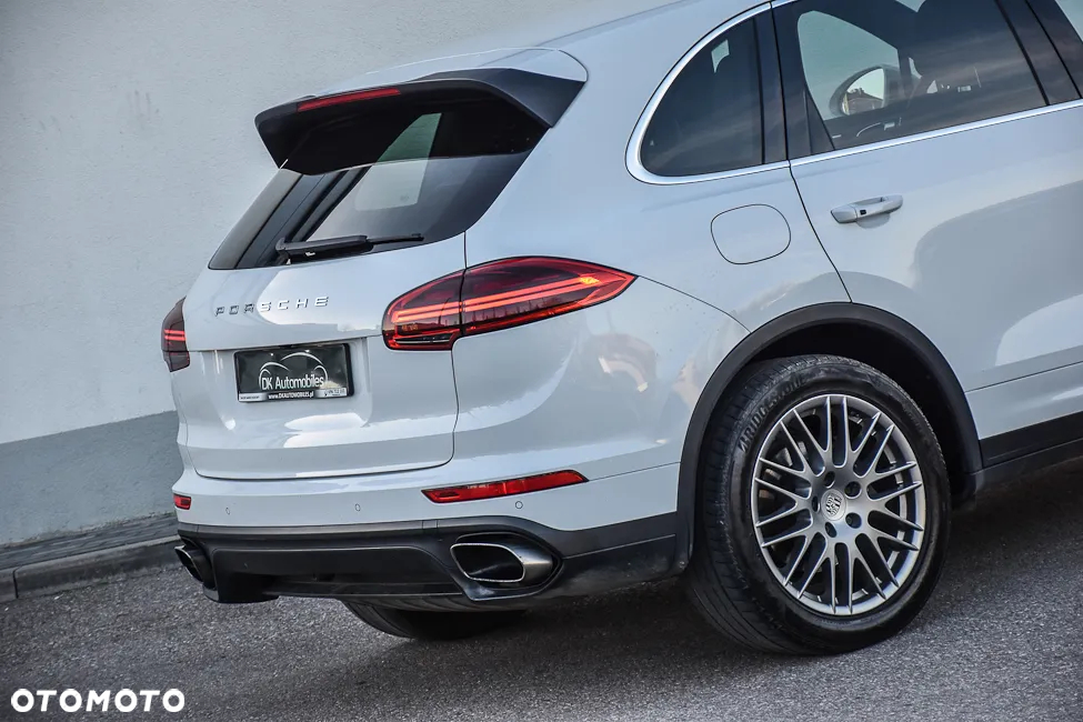 Porsche Cayenne Diesel Platinum Edition - 12