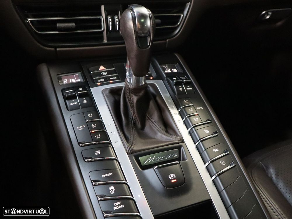 Porsche Macan 2.0T - 21