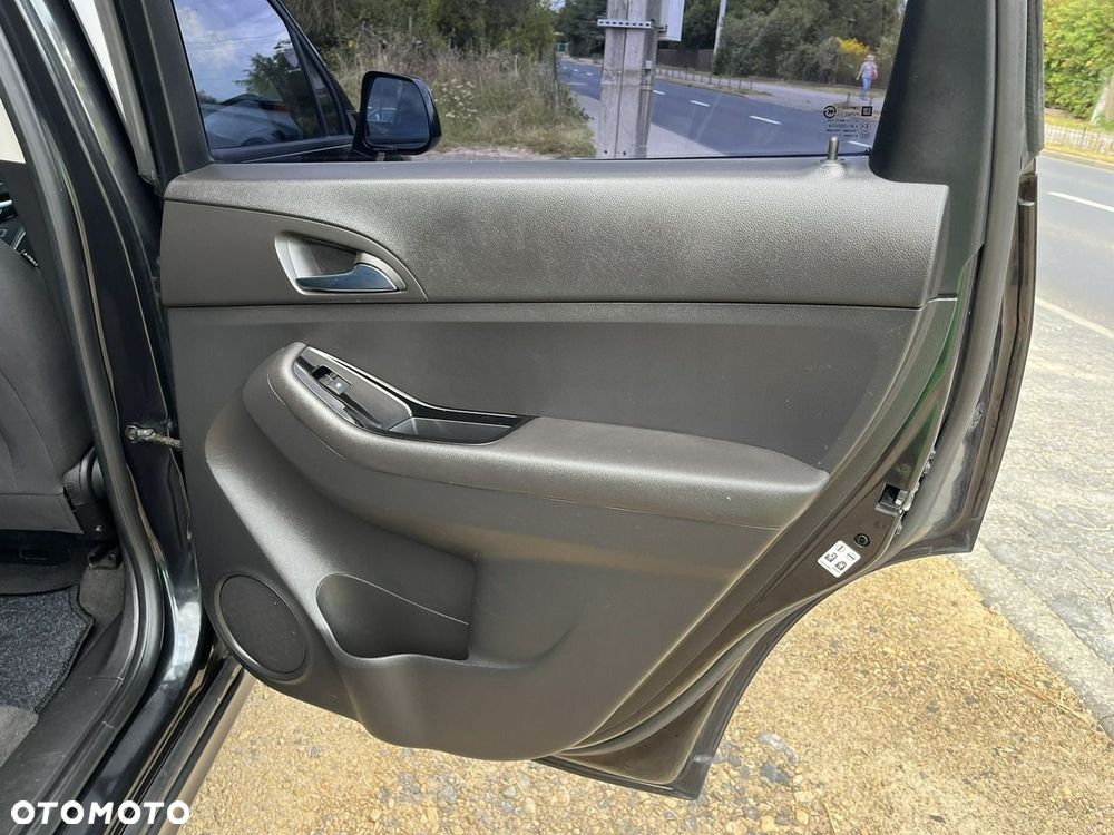 Chevrolet Orlando - 21