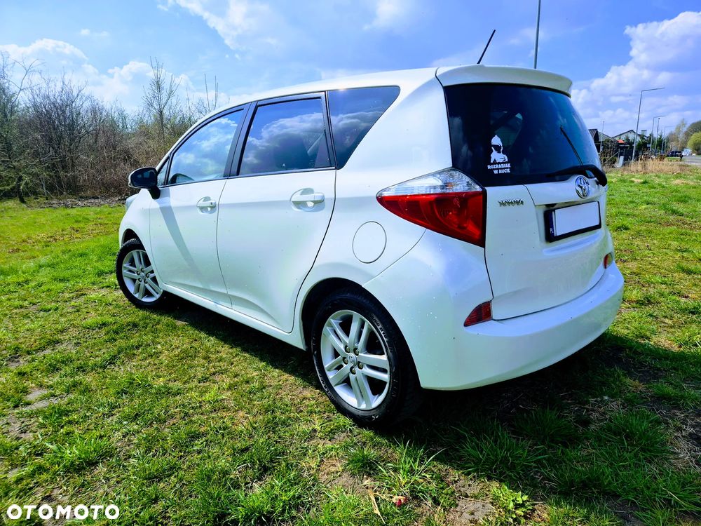 Toyota Verso S 1.33 Active - 8