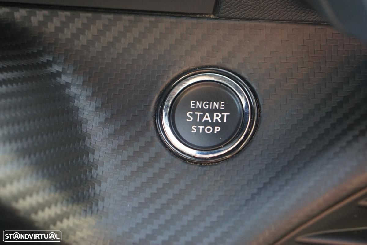 Peugeot e-2008 50 kWh GT - 30