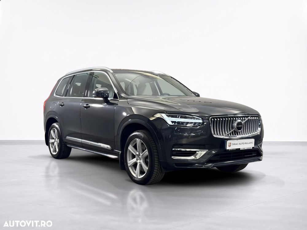 Volvo XC 90 Recharge T8 eAWD R-Design - 8