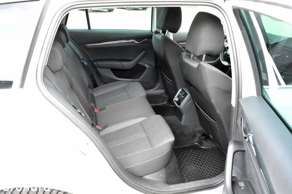 Skoda Octavia 1.5 TSI e-Tec Style DSG - 34