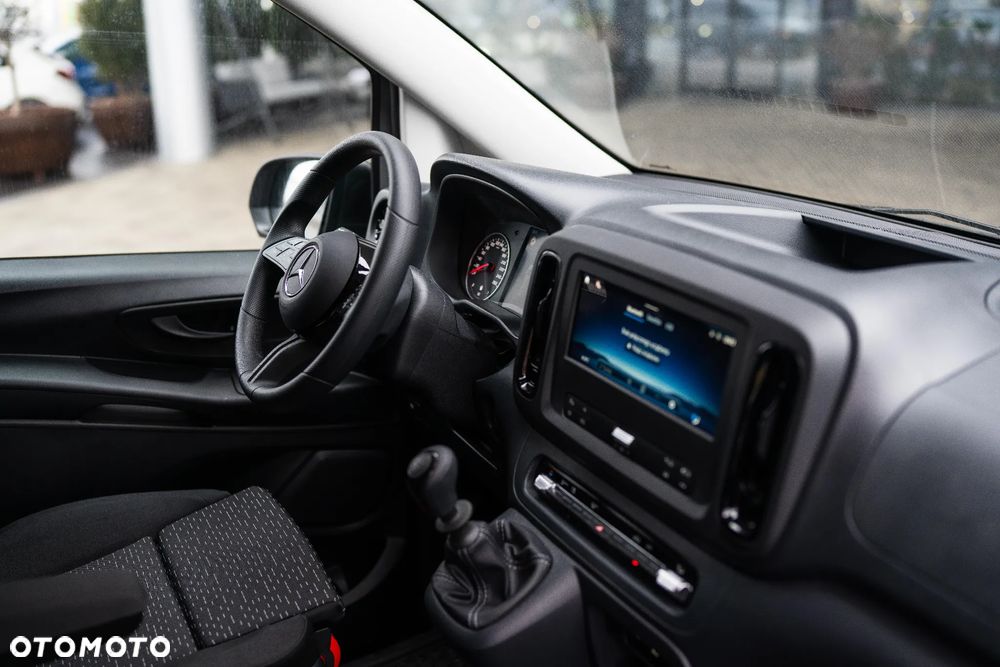 Mercedes-Benz Vito furgon - 29