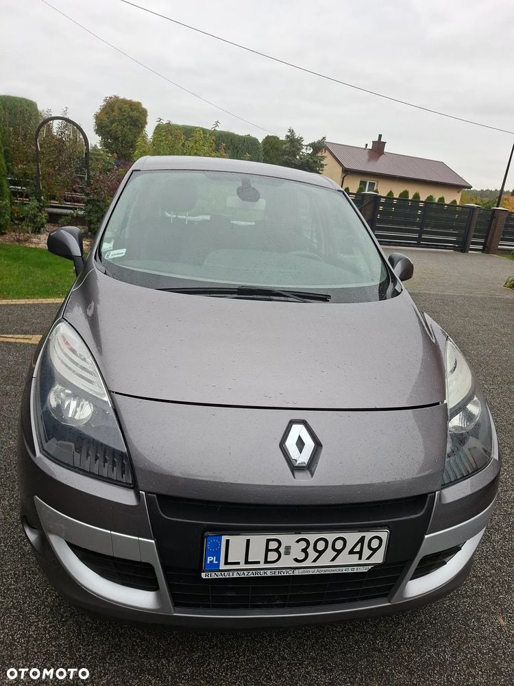 Renault Scenic - 2