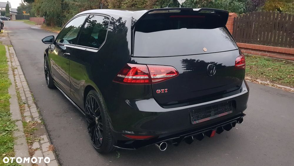 Volkswagen Golf GTI (BlueMotion Technology) DSG - 18