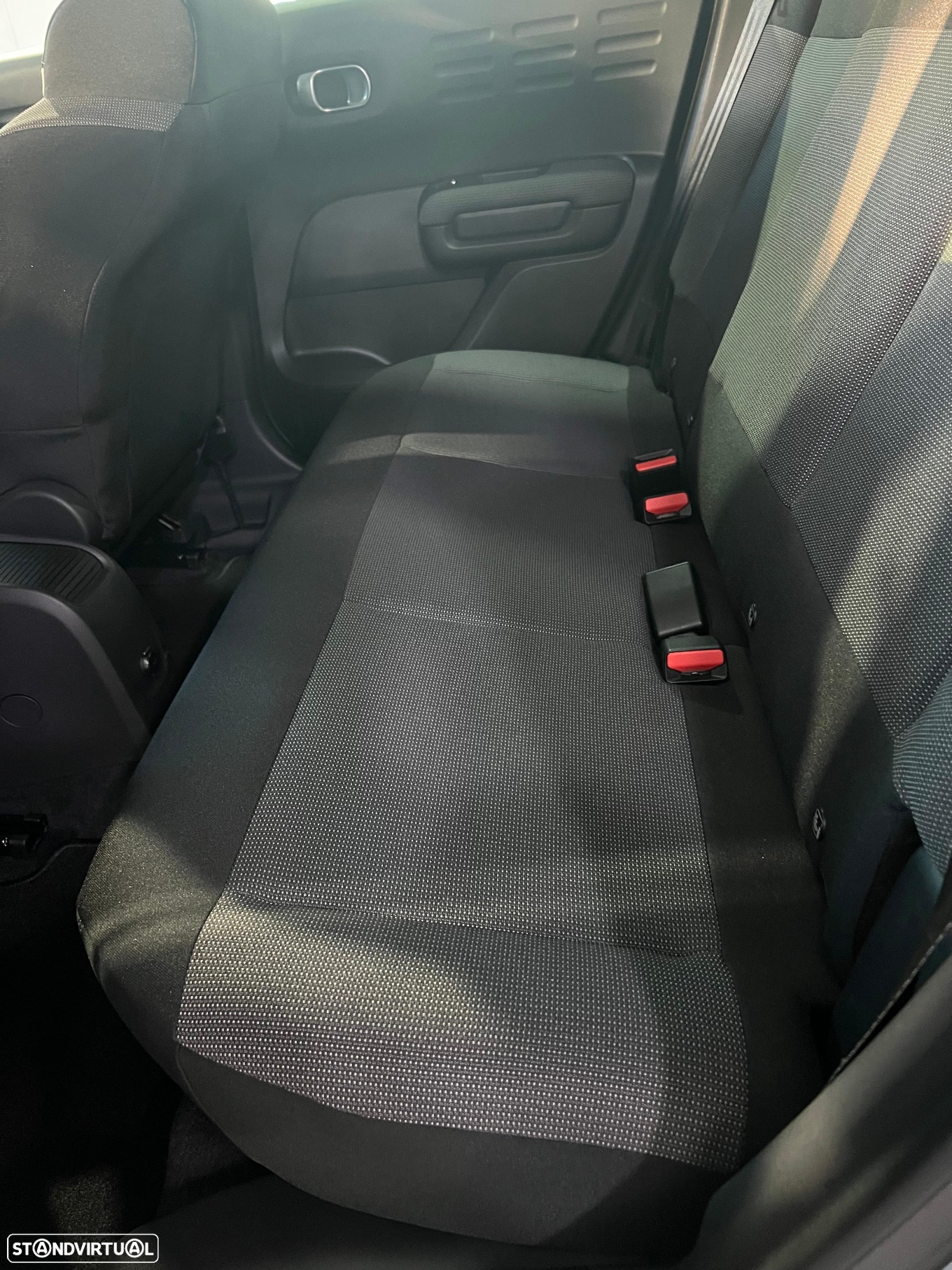 Citroën C3 Aircross BlueHDI 110 Stop & Start SHINE PACK - 26
