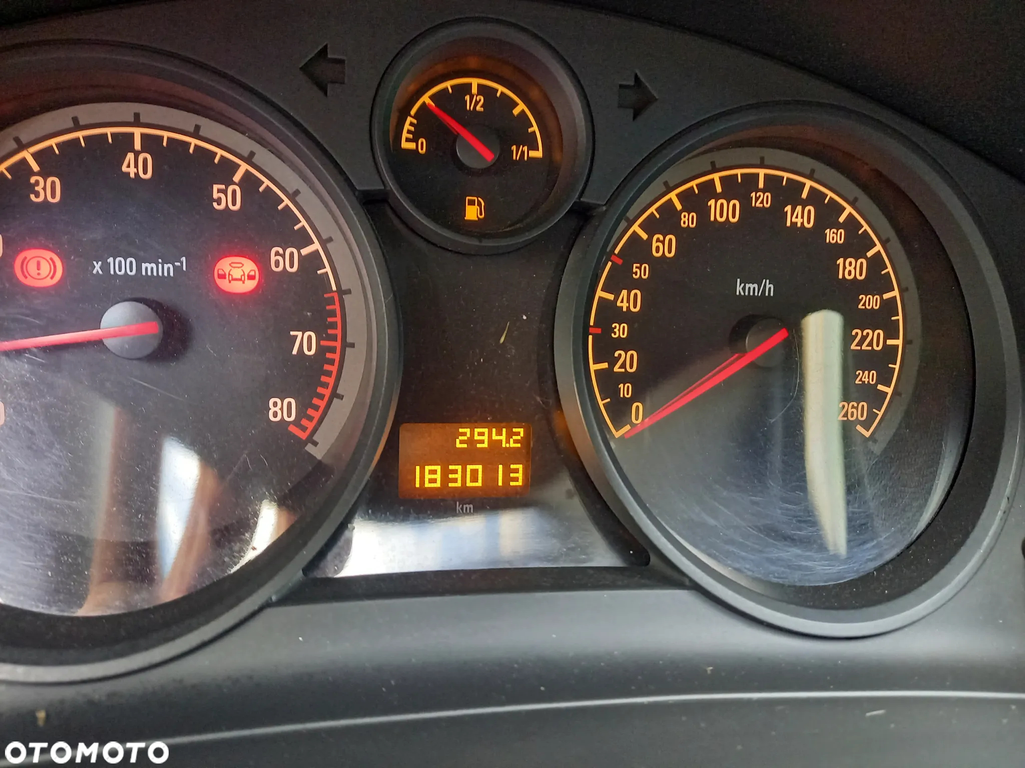 Opel Zafira 1.8 Design Edition - 32