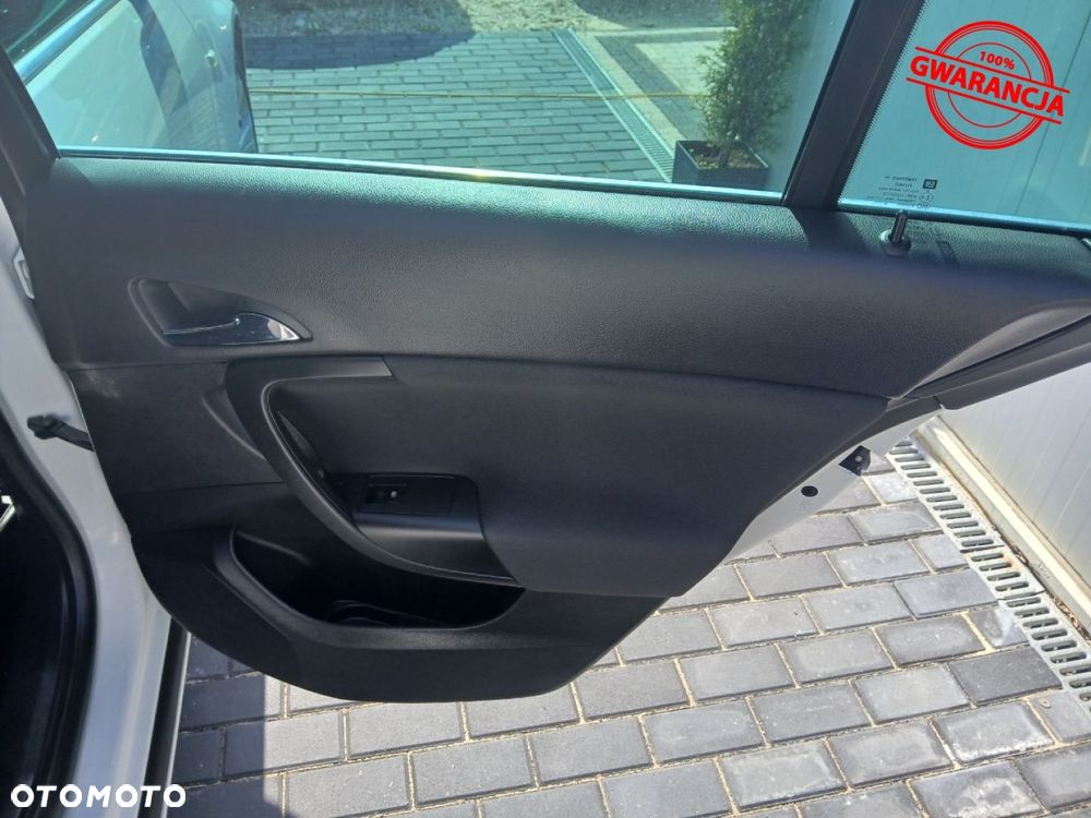 Opel Insignia - 37