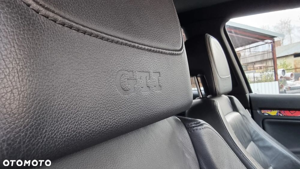 Volkswagen Golf V 2.0 TSI GTI DSG - 29