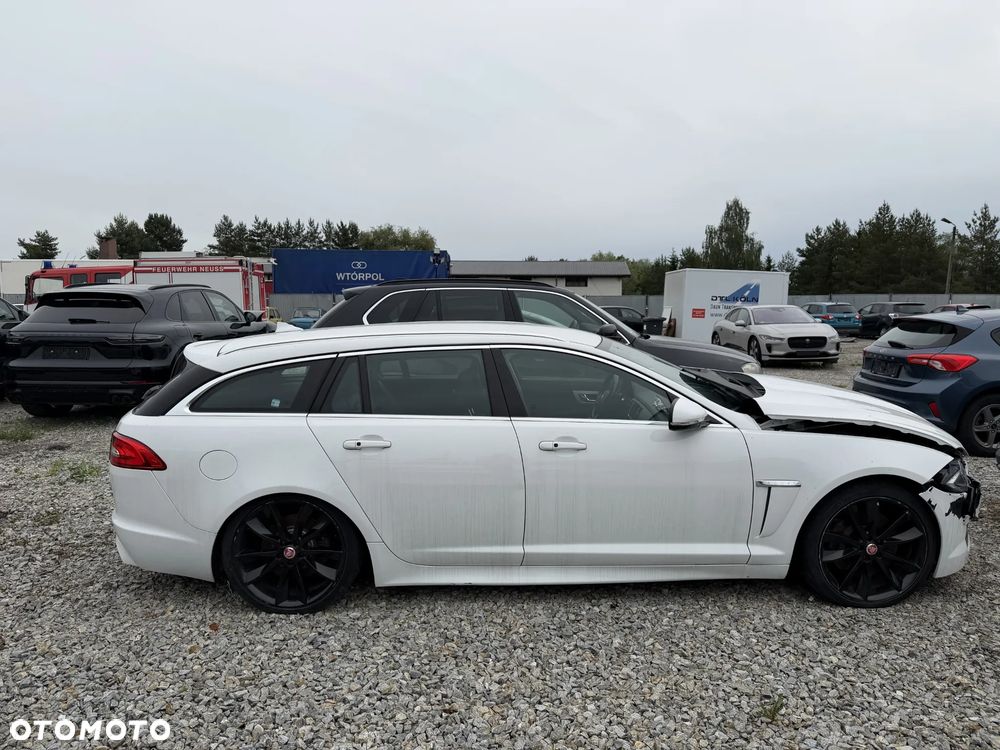 Jaguar XF 3.0 V6 S - 4
