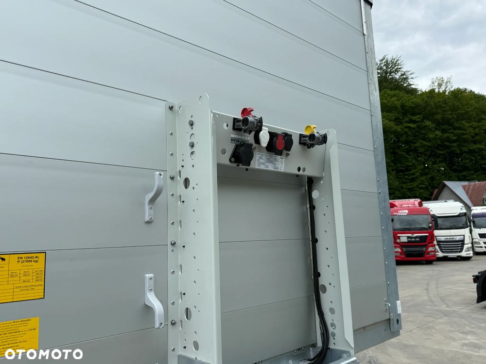Schmitz Cargobull STANDARD + PDN DACH + 24 PAL - 32