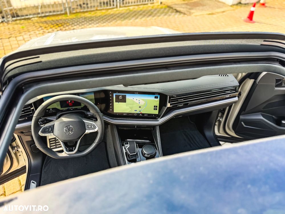 Volkswagen Touareg V6 TDI 4MOTION R-Line - 9