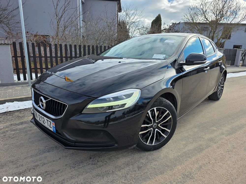 Volvo V40 D2 Geartronic Linje Svart - 1