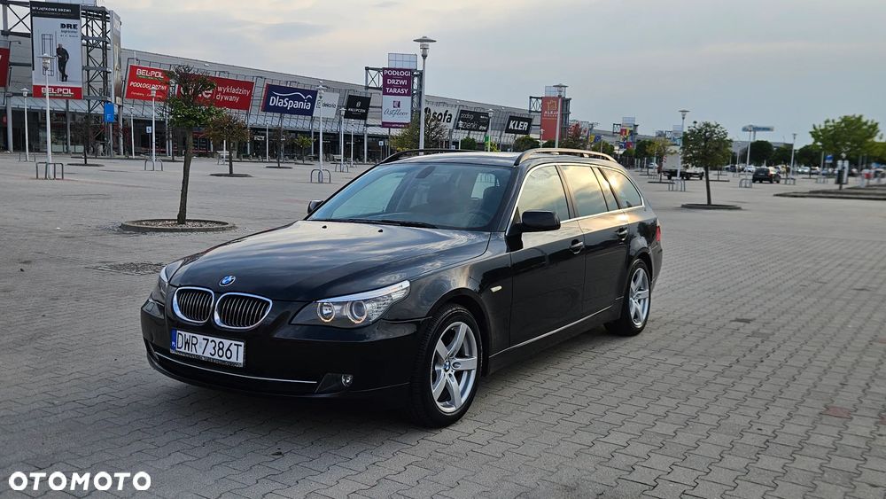 BMW Seria 5 525xi Edition Sport - 16