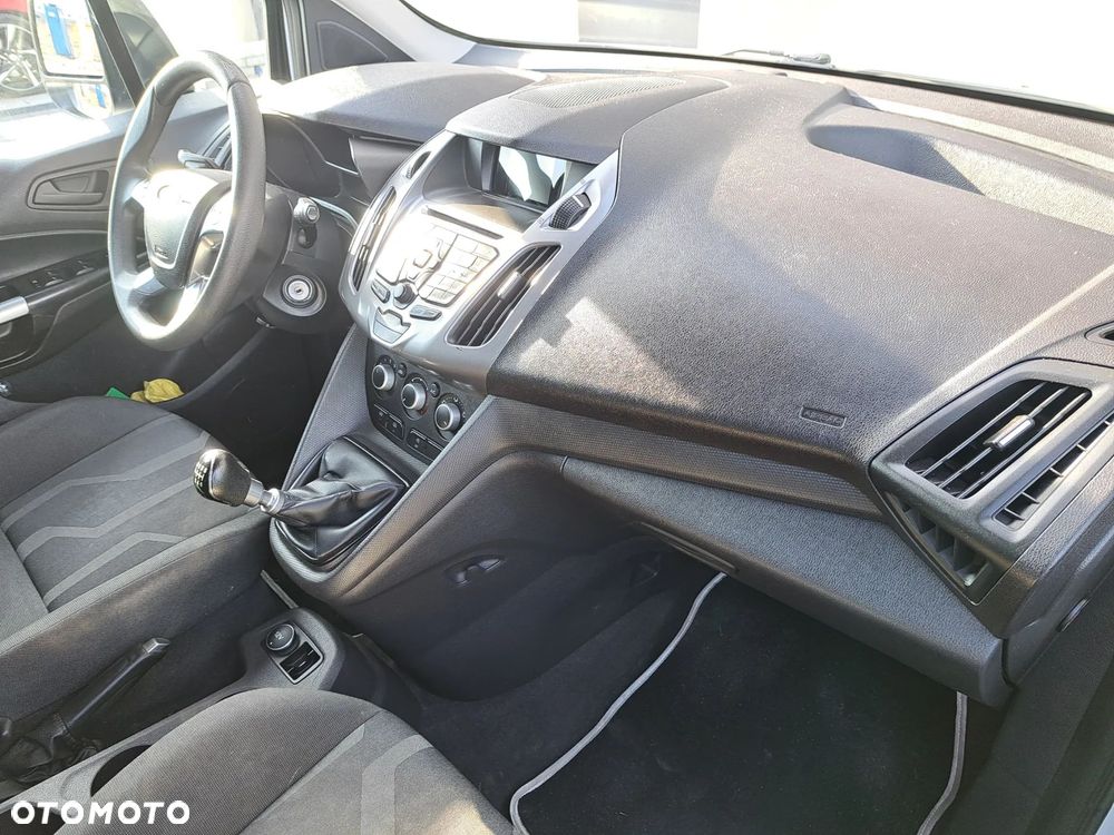 Ford Tourneo Connect ver-1-0-ecoboost-start--stop-titanium - 15