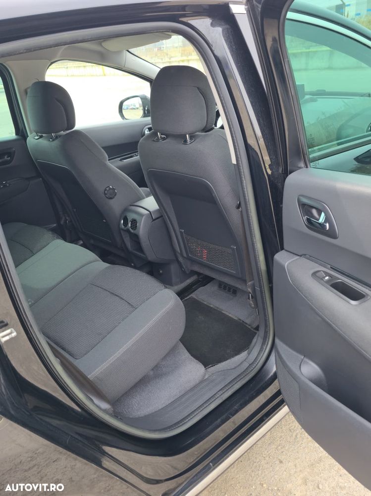 Peugeot 3008 HYbrid4 2.0 HDI FAP BMP - 11