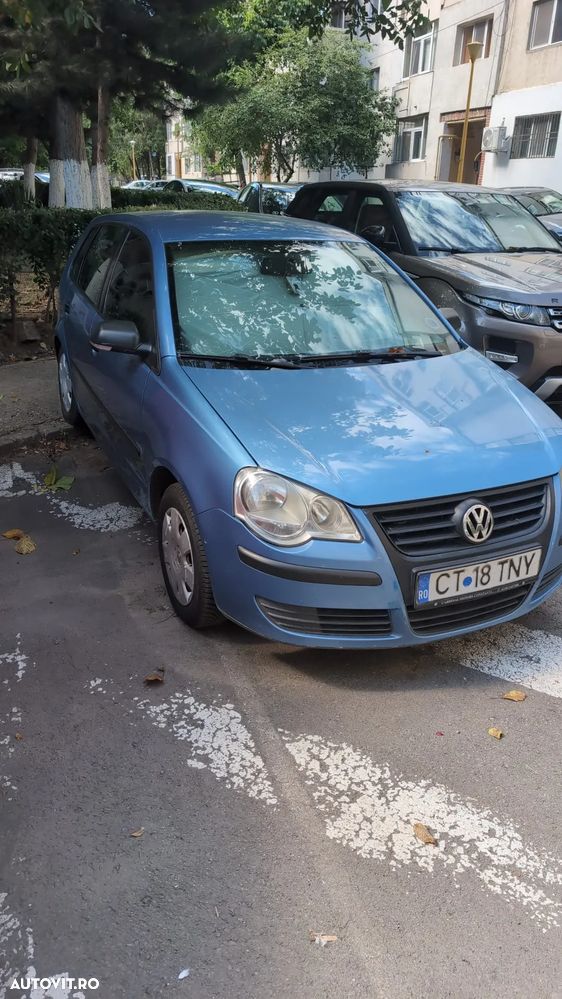 Volkswagen Polo - 2