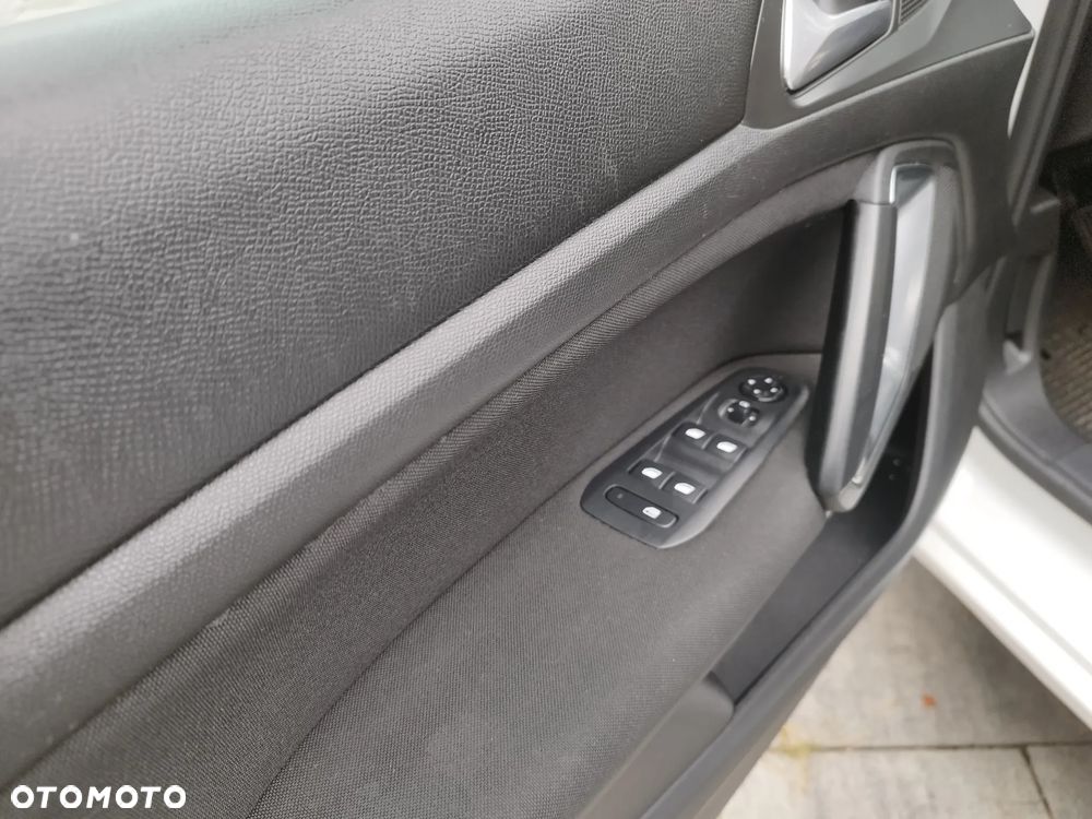Peugeot 308 1.5 BlueHDi Active S&S - 19