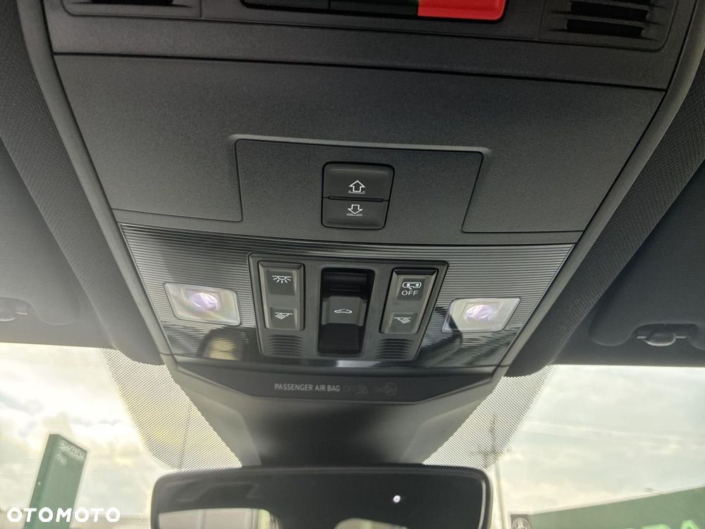 Volkswagen T-Roc - 25