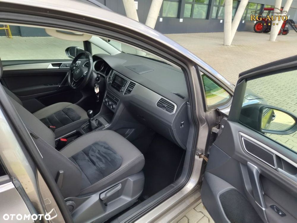 Volkswagen Golf Sportsvan - 30