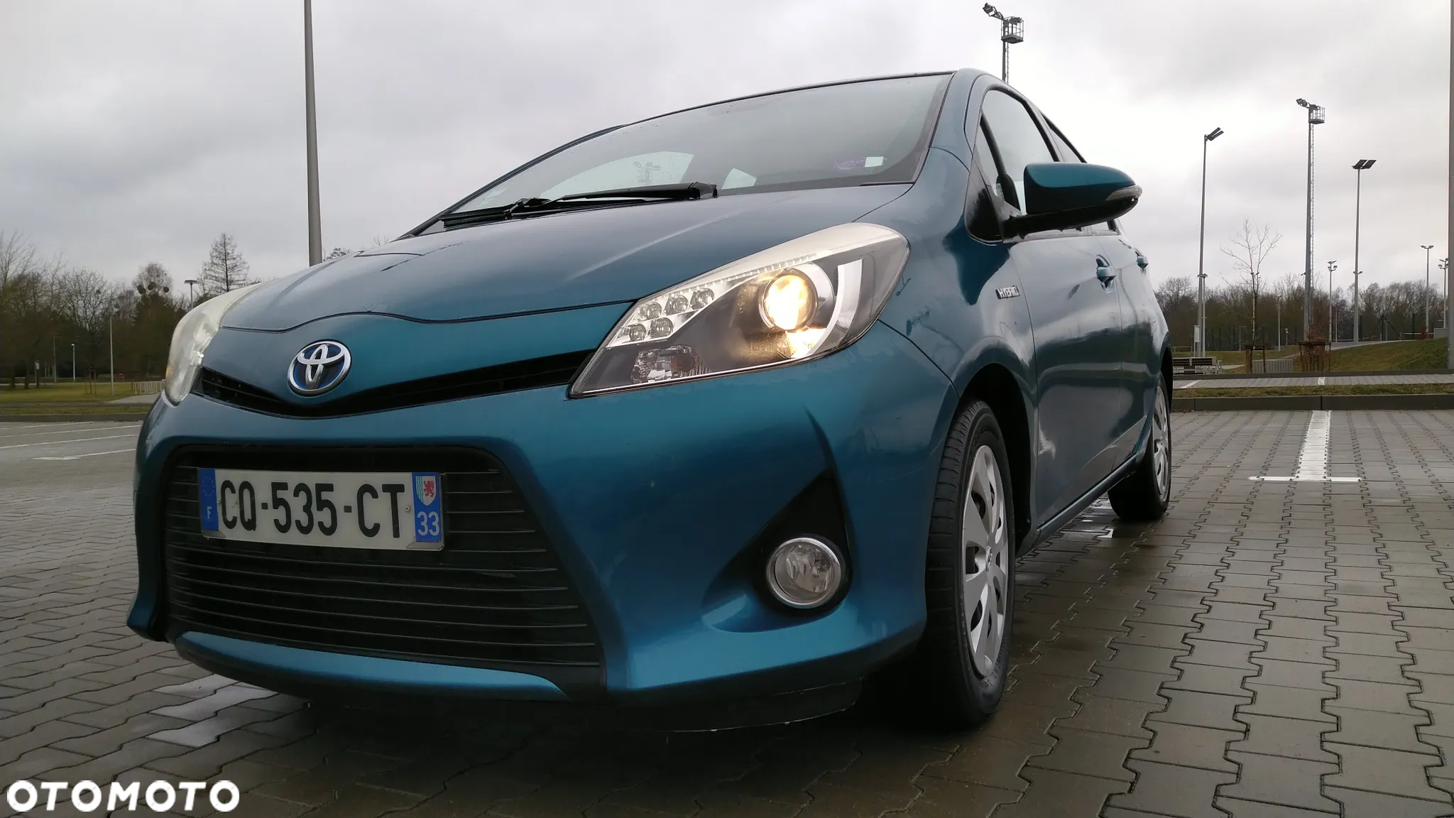 Toyota Yaris Hybrid 1.5 VVT-i Comfort - 15