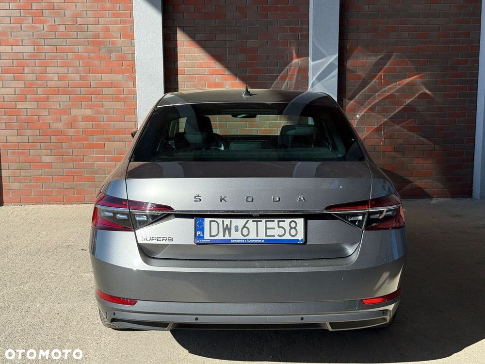 Skoda Superb 2.0 TDI SCR Style DSG - 5