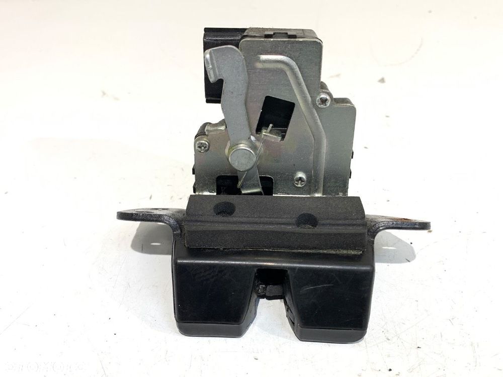 ZAMEK KLAPY TYŁ  KIA CEE'D liftback (ED) 2006 - 2012 1.4 77 kW [105 KM] benzyna 2006 - 2012 - 2