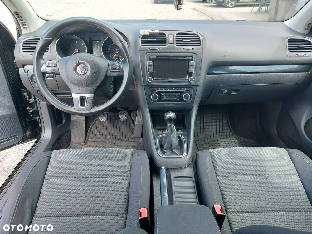 Volkswagen Golf - 15