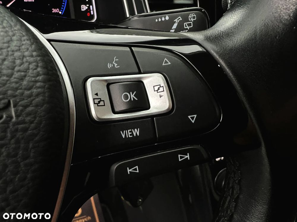 Volkswagen T-Roc 1.5 TSI ACT Premium DSG - 24