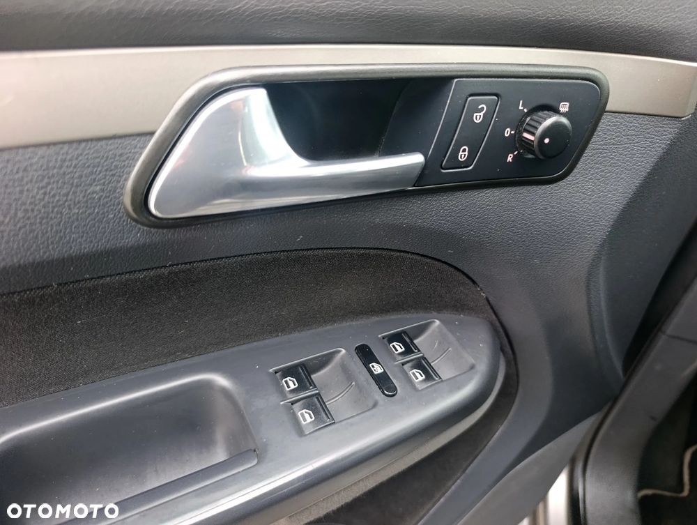 Volkswagen Touran 1.9 TDI DPF United - 17