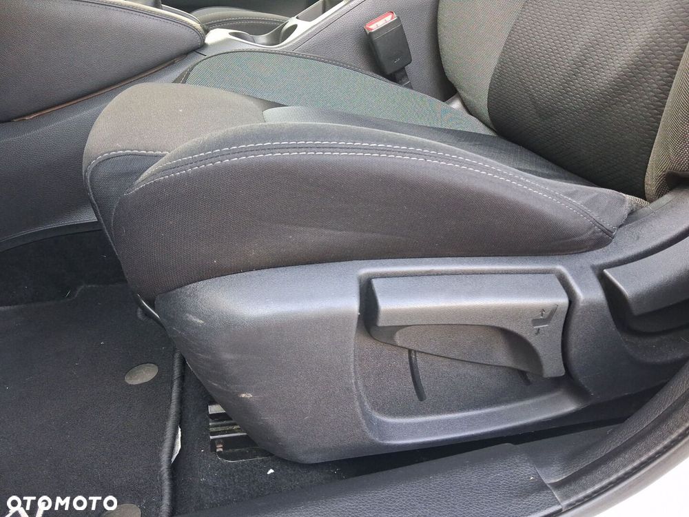 Nissan Qashqai 1.3 DIG-T Tekna EU6d - 24
