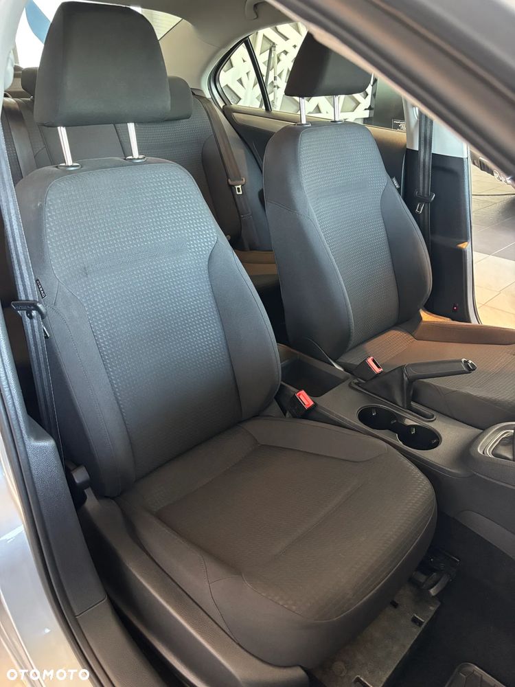 Volkswagen Jetta 2.0 TDI DPF BMT Trendline - 13