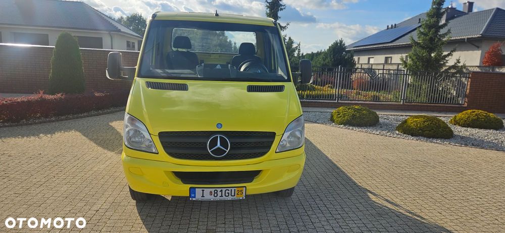 Mercedes-Benz Sprinter - 12
