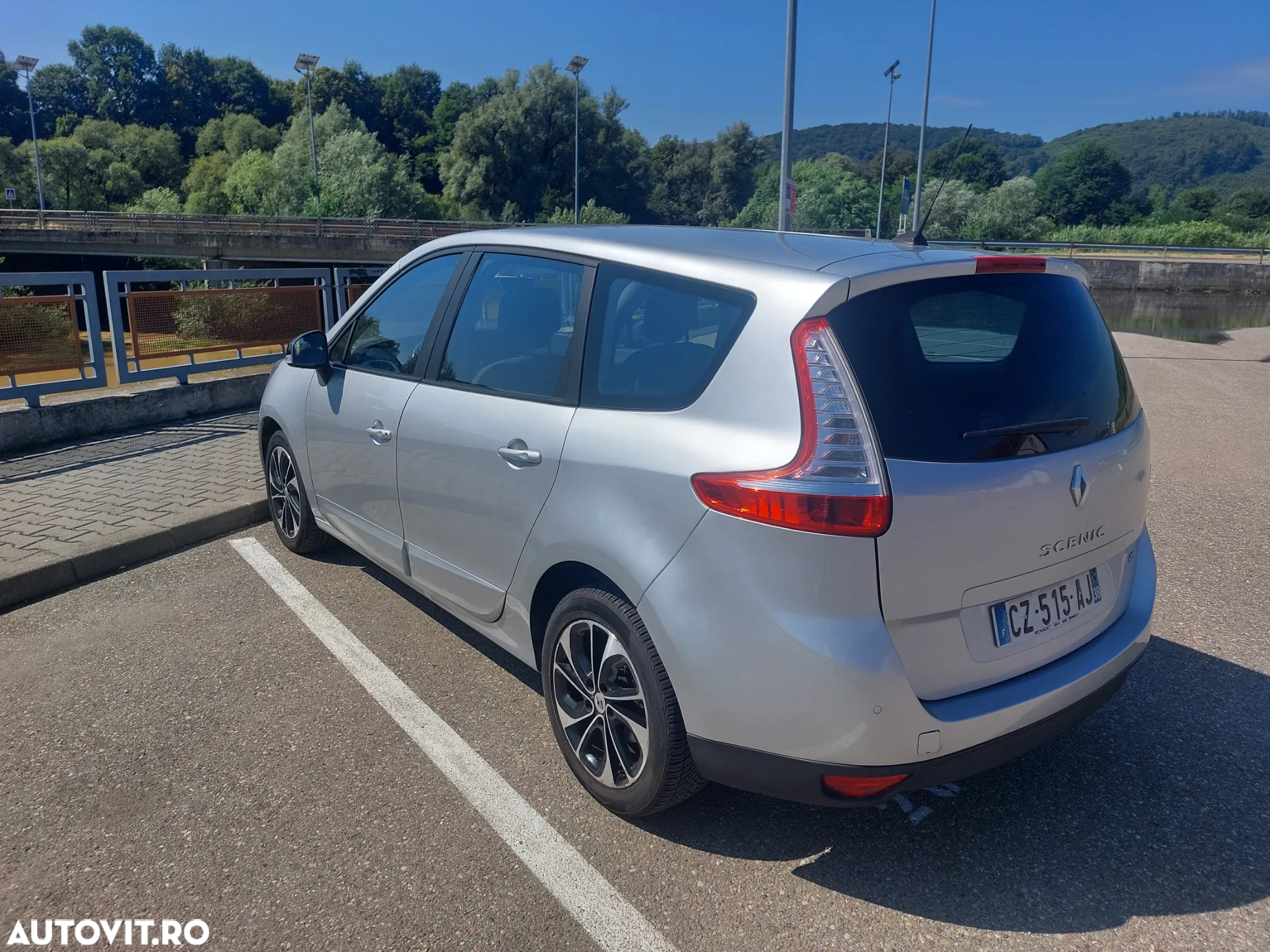 Renault Grand Scenic 1.5 dCi Privilege - 2