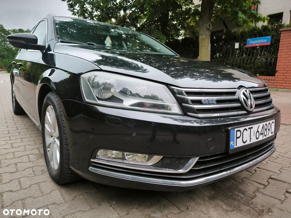 Volkswagen Passat - 2