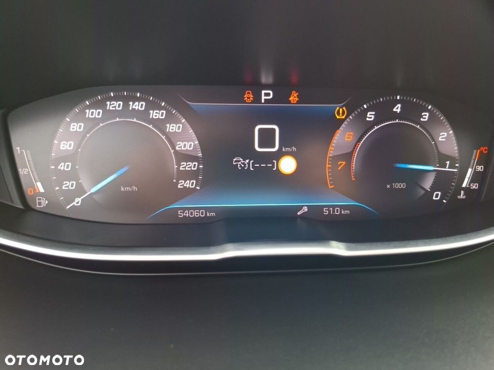 Peugeot 3008 1.2 PureTech Road Trip S&S EAT8 - 23