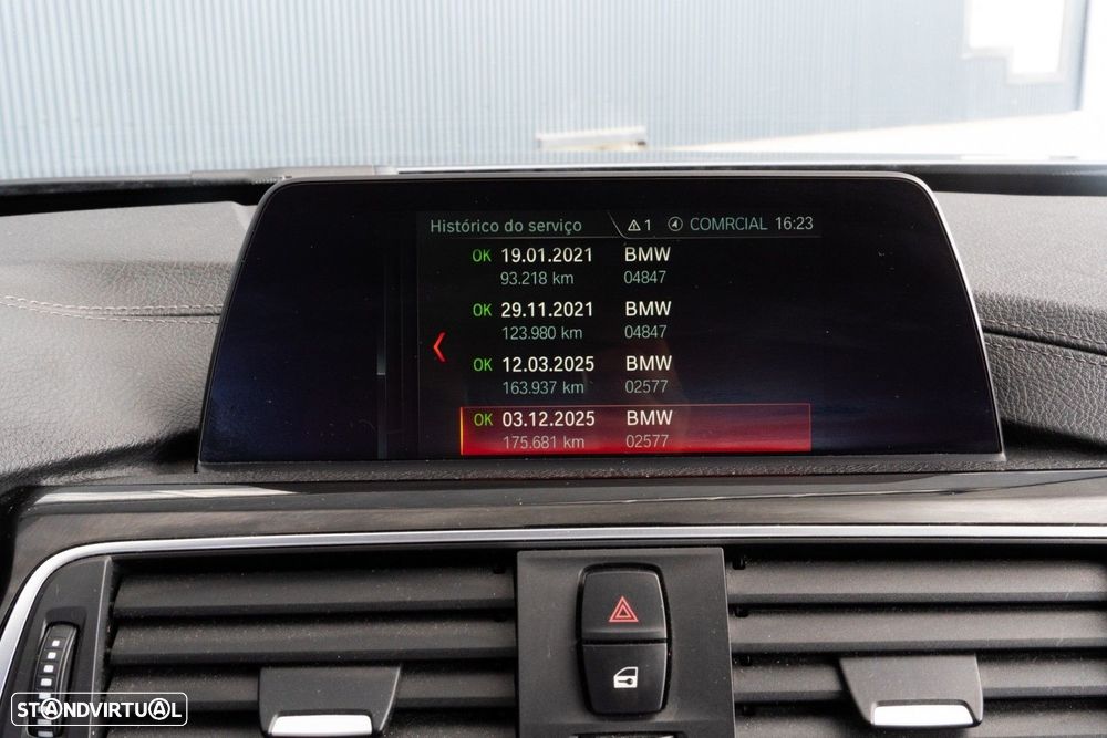 BMW 320 d Efficient Dynamic Edition Sport Line - 25