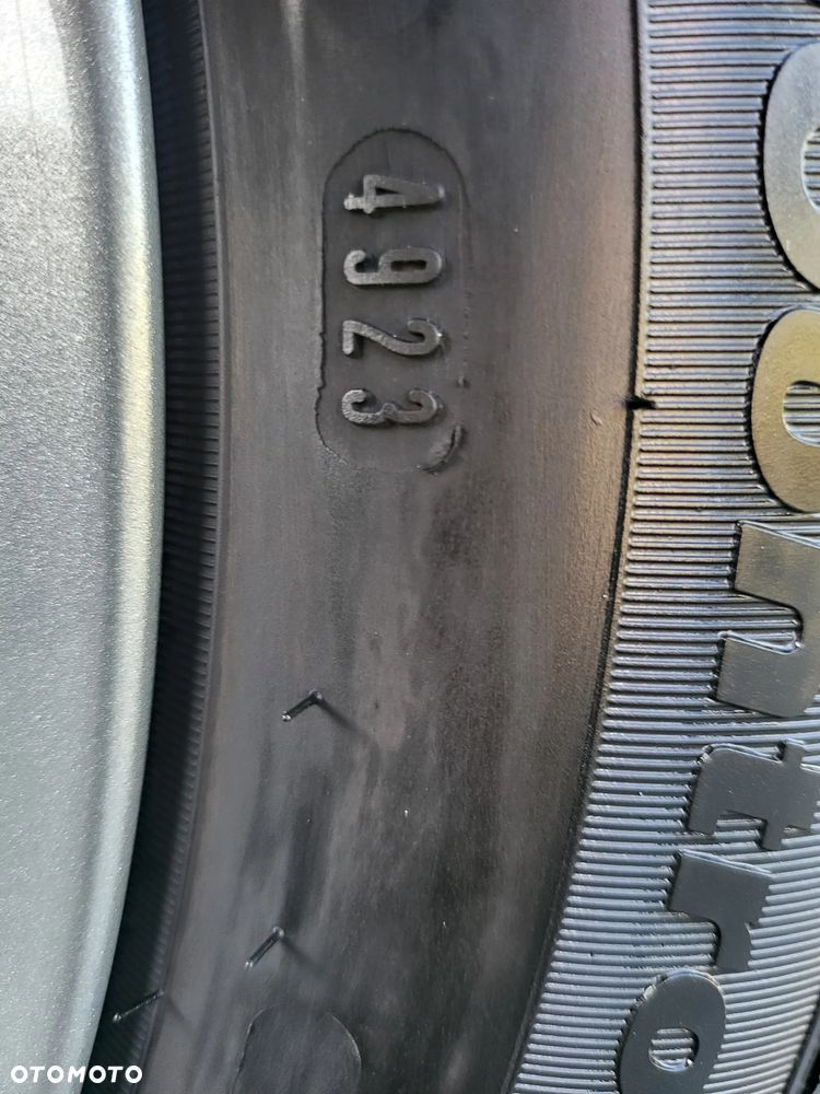 Ford Grand C-MAX 2.0 TDCi Titanium - 16