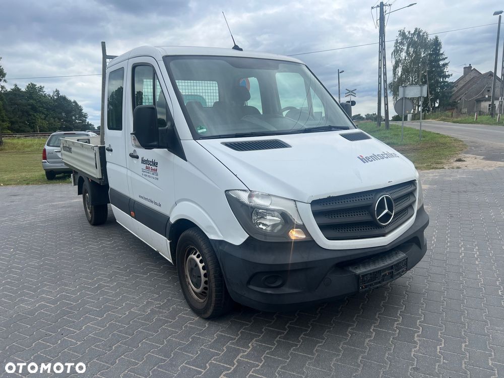 Mercedes-Benz Sprinter - 1