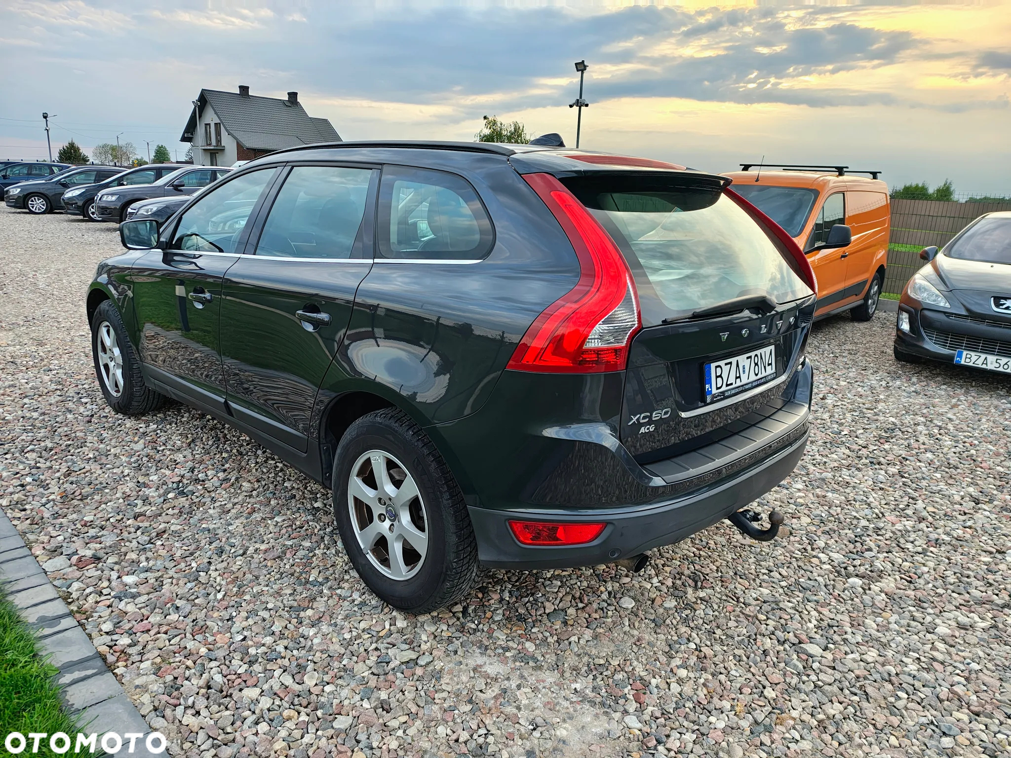 Volvo XC 60 2.4D DRIVe Momentum - 9