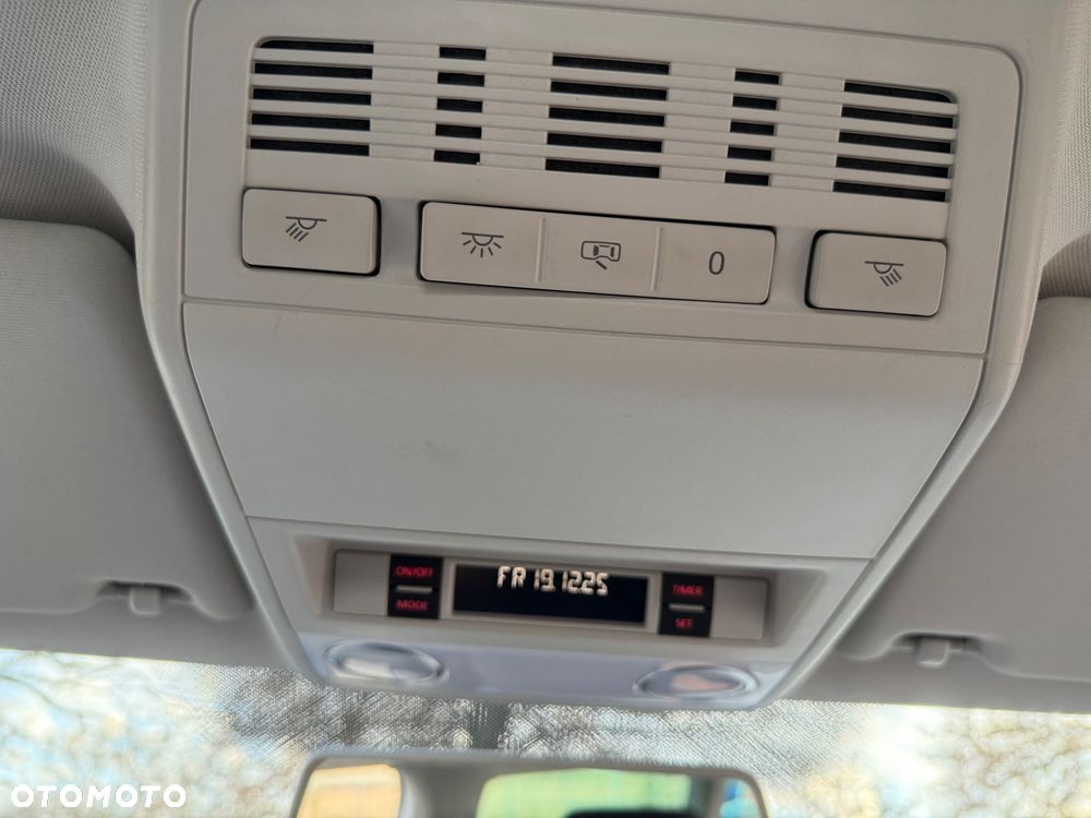 Volkswagen Multivan L1 LIFE - 19