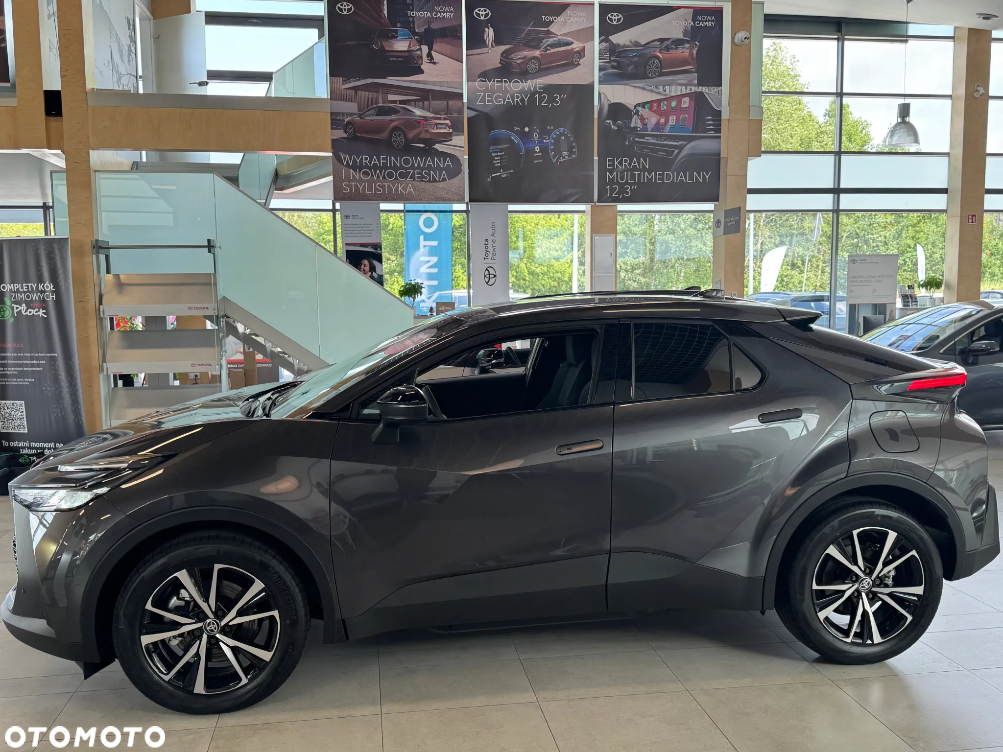 Toyota C-HR 2.0 PHEV Dynamic Force Style - 4