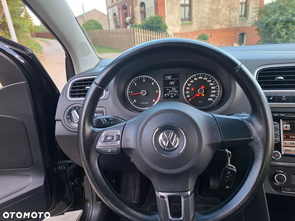 Volkswagen Polo - 17