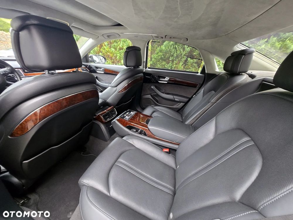 Audi A8 4.2 TDI Quattro - 11