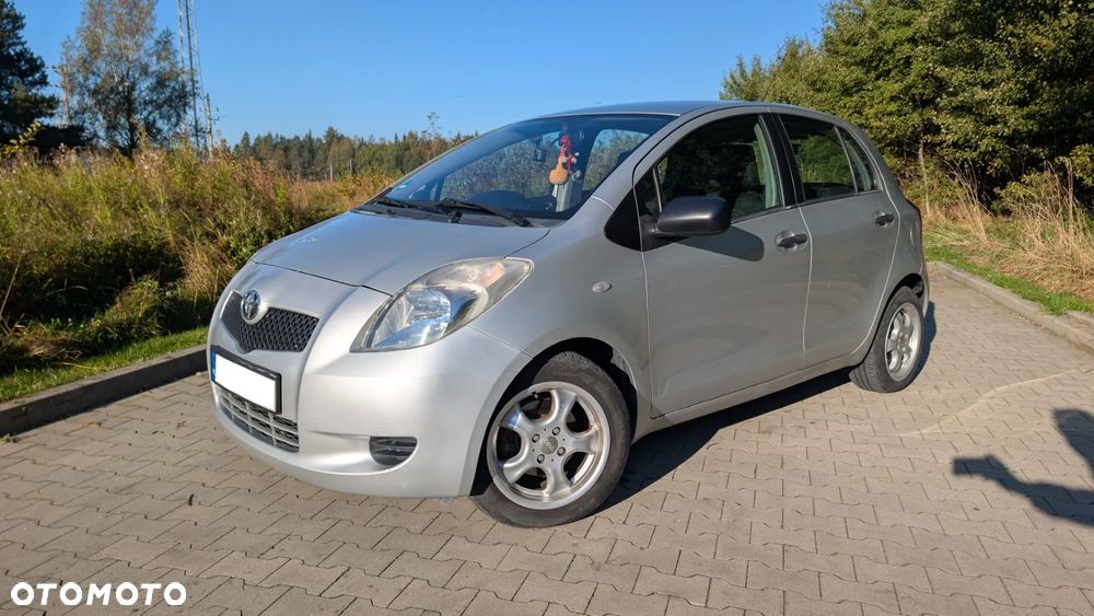 Toyota Yaris - 20