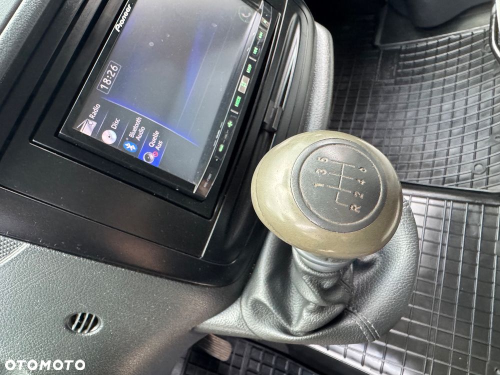 Mercedes-Benz Vito - 27