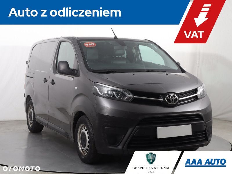 Toyota proace - 1