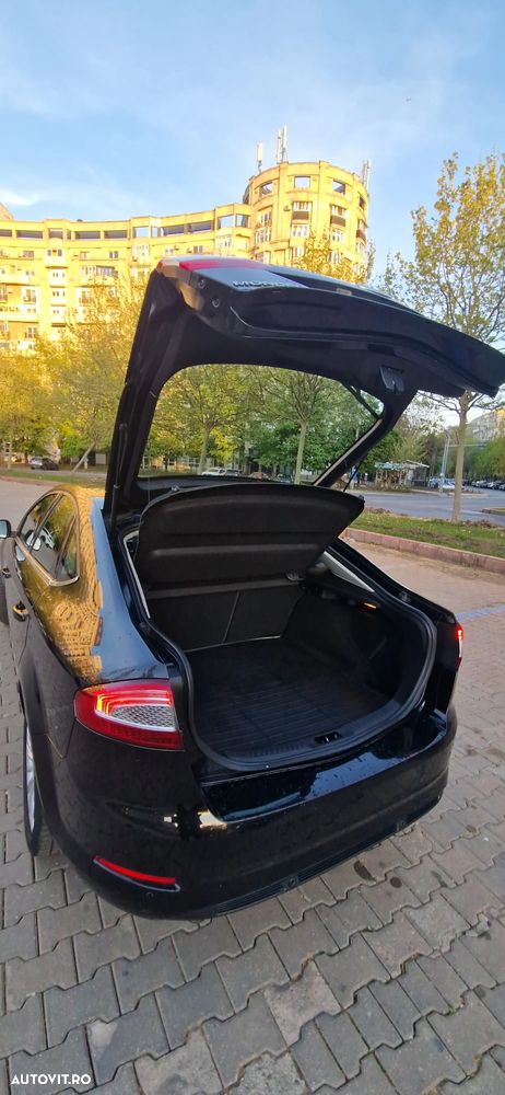 Ford Mondeo - 27